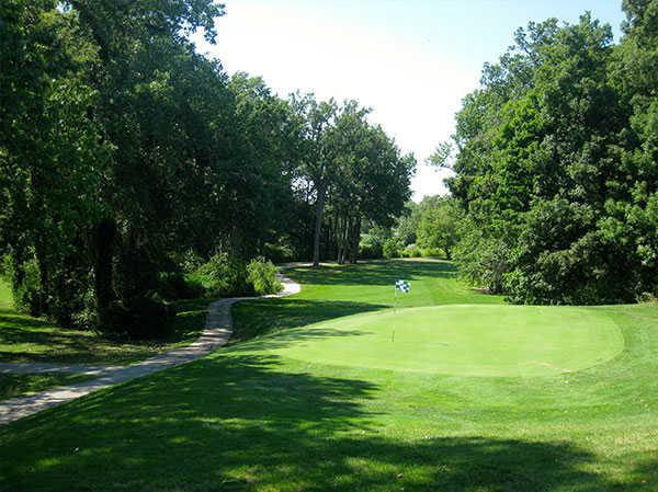 Fox Creek Golf & Racquet Club - photo 3