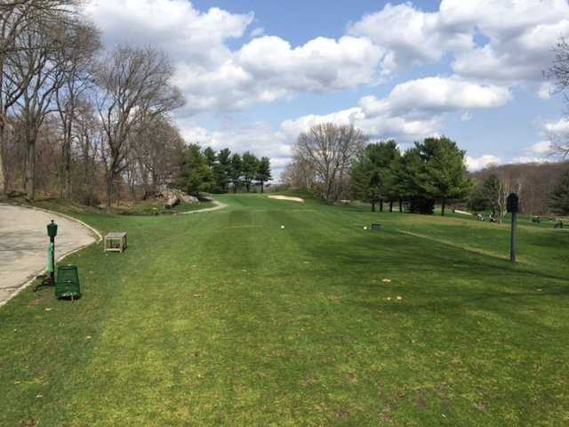Maple Moor Golf Course - photo 4