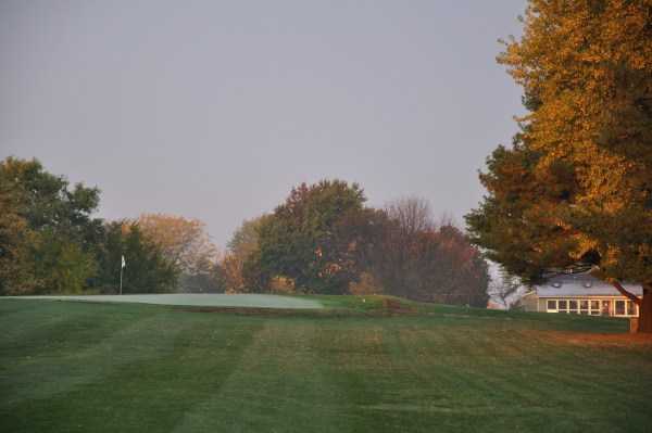 Lake Mills Golf Club - photo 3