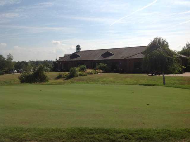 Hamptworth Golf & Country Club - photo 7