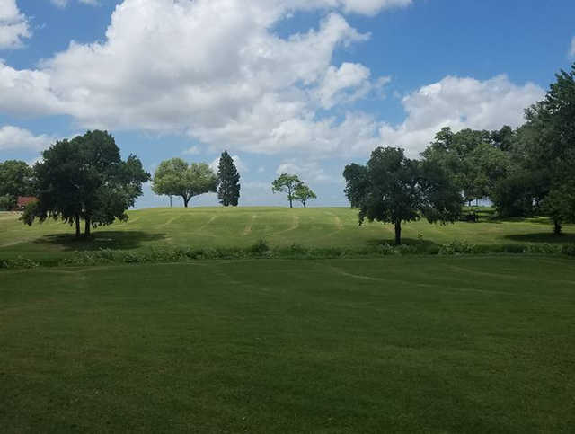 Hatch Bend Country Club - photo 2
