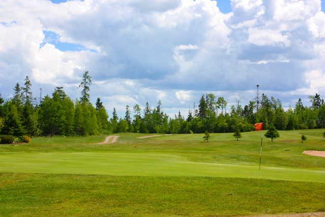 Brookfield Golf Club - photo 2