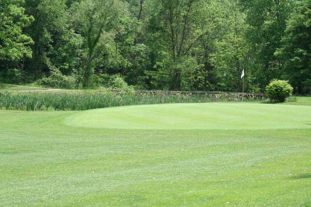 Manor Valley Country Club - photo 3