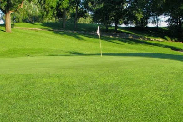 Twin Anchors Golf Club