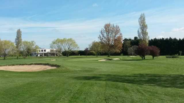 Burnham-on-Crouch Golf Club - photo 2
