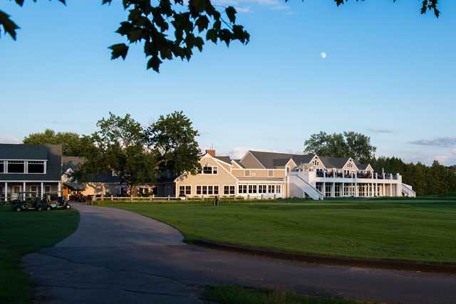 Manchester Country Club (NH) - photo 2