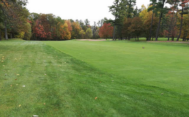 Bullseye Golf Club - photo 4