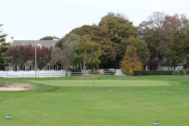 Lawrence Yacht and Country Club - photo 2