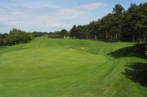 Scarborough North Cliff Golf Club - photo 3