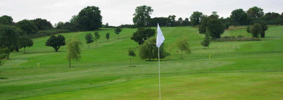 Brinkworth Golf Club - photo 4