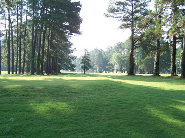 Goldsboro Municapal Golf Course - photo 5
