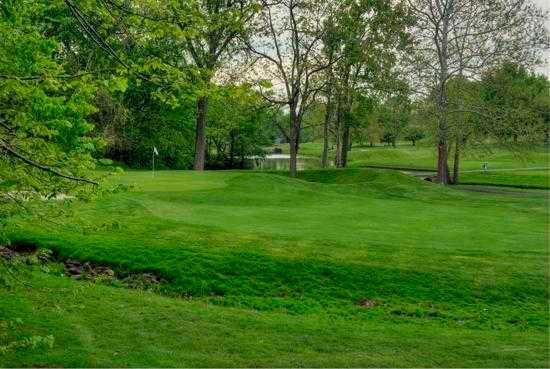 Royal Oak Country Club - photo 3