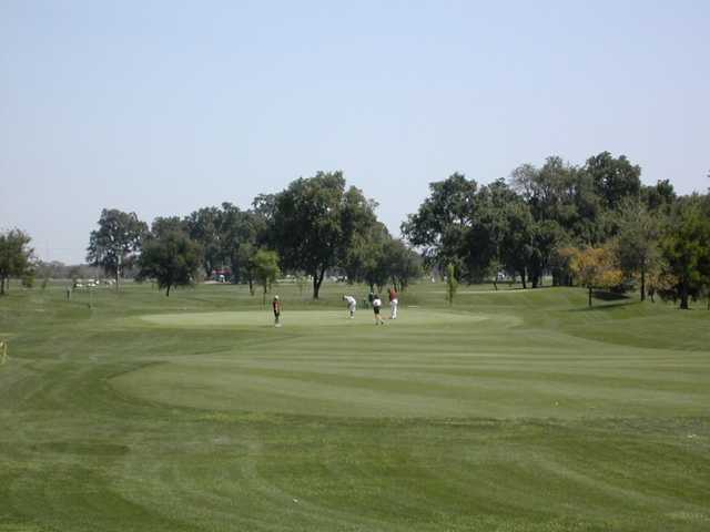 River Oaks Golf Club - photo 4