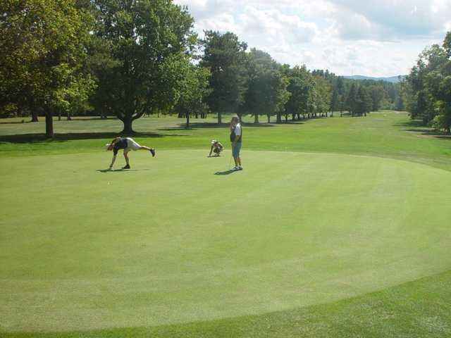 Pontoosuc Lake Country Club - photo 4