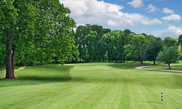 Hodge Park Golf Course - photo 2