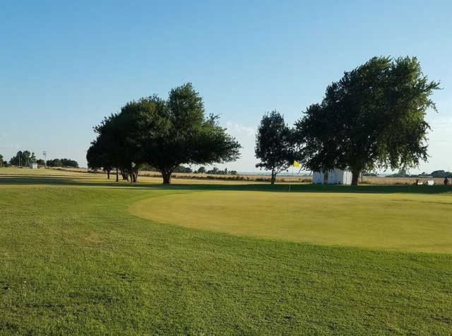 Watonga Golf Course - photo 1