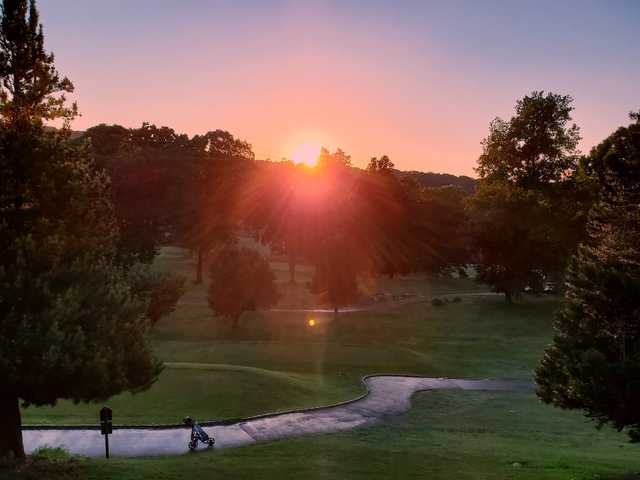 Sprain Lake Golf Course - photo 2