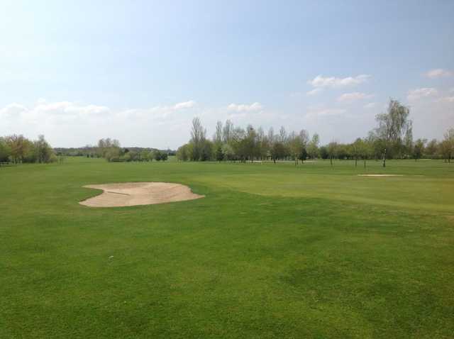 Six Hills Golf Club - photo 4