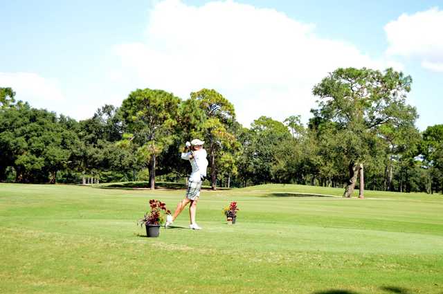 Lakewood Golf Club