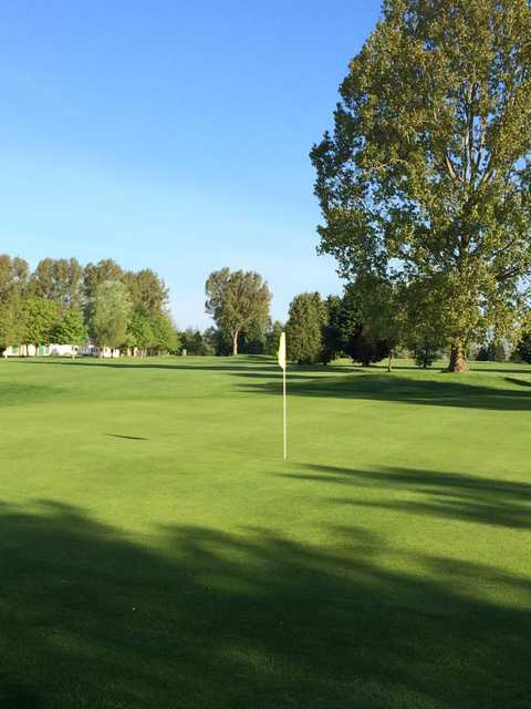 Shrivenham Park Golf Club - photo 2