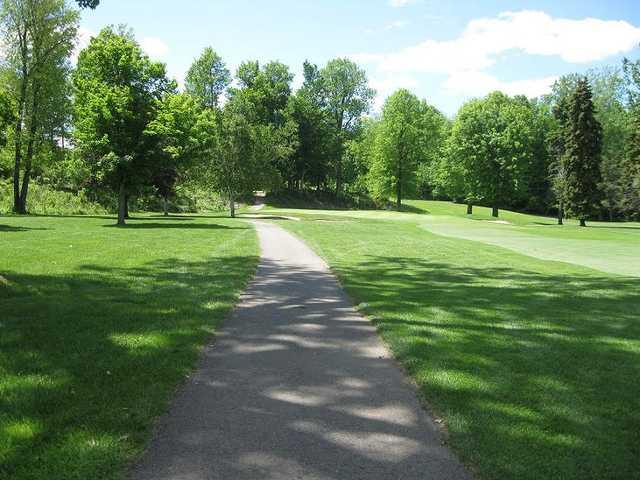 Lancaster Country Club - photo 3