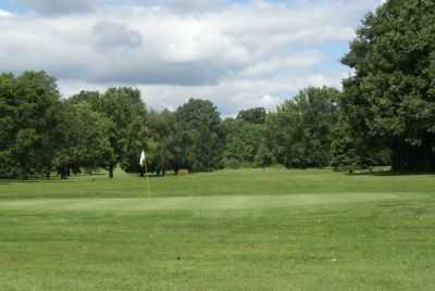Oakwood Country Club - photo 4
