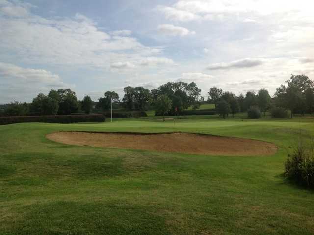 Stoke Albany Golf & Country Club - photo 2