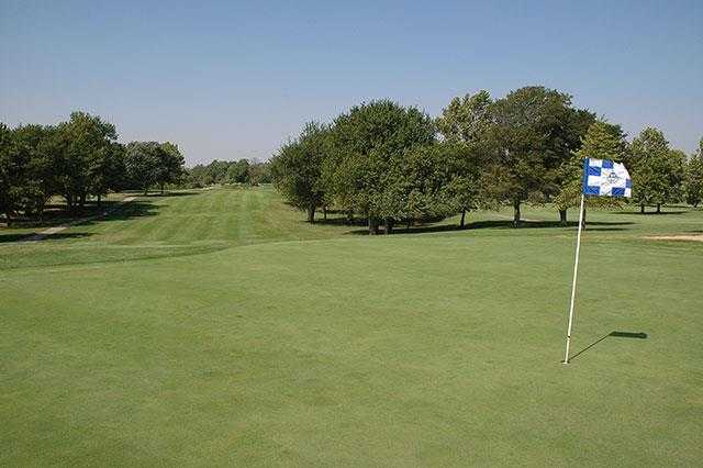 Rolling Hills Country Club - photo 1