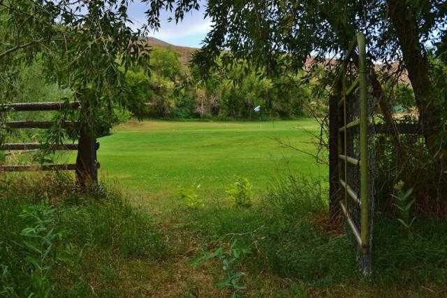 Round Valley Golf Course - photo 5