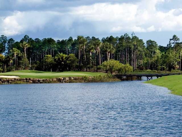 Naples Lakes Country Club - photo 2