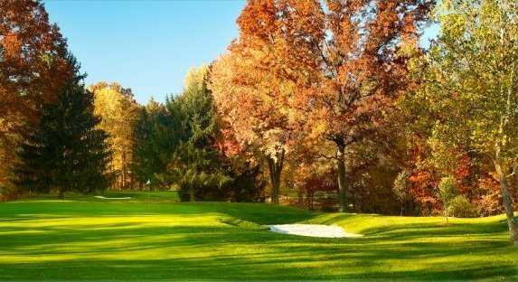 Fonderlac Country Club - photo 2