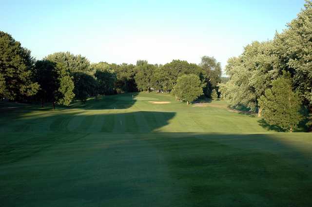Reedsburg Country Club - photo 2