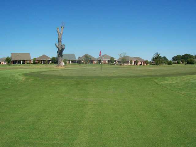 Elm Lake Golf Course - photo 2