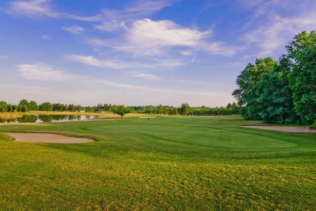 Applewood Golf Club