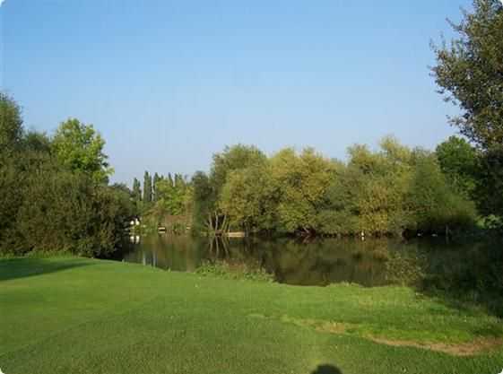 West Middlesex Golf Club - photo 8