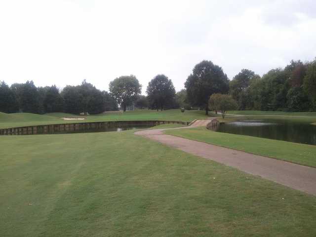 Cypress Lakes Golf & Country Club - photo 2