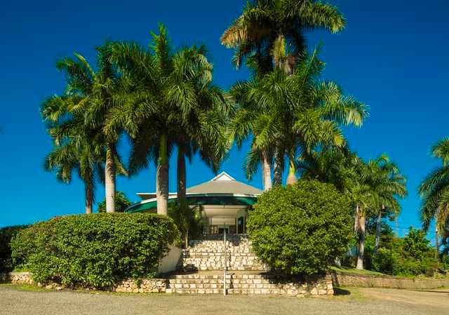 Caymanas Golf Club - photo 2