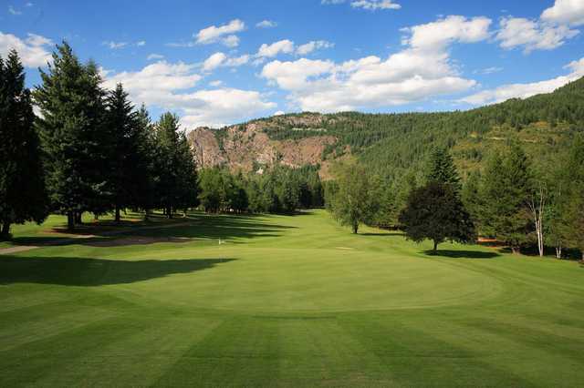 Castlegar Golf Club - photo 1