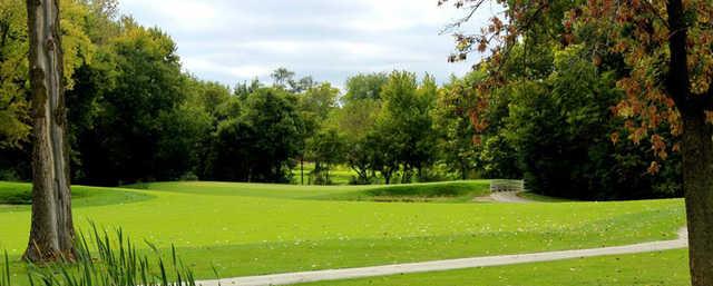 Crestwicke Country Club