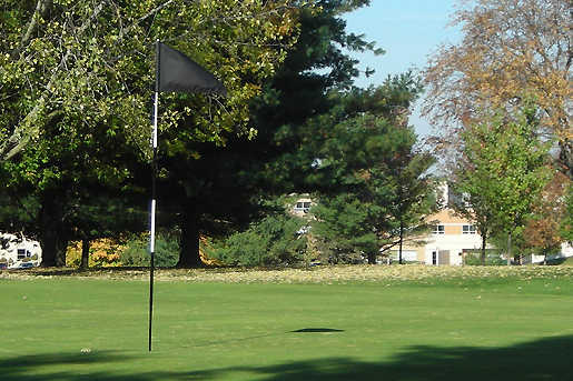 Waukon Golf & Country Club - photo 2