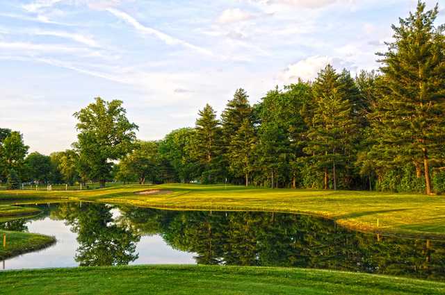 St Clair River Country Club - photo 2