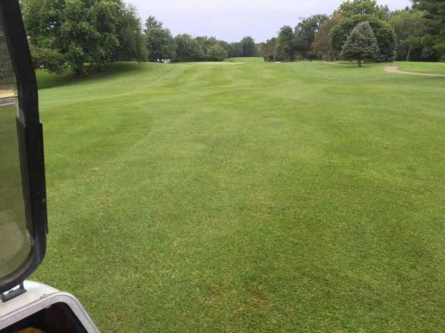 Lake Shore Golf Course - photo 3