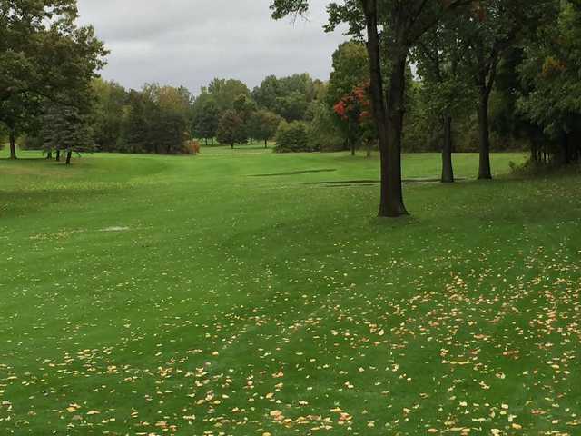 Scott Lake Country Club - photo 6