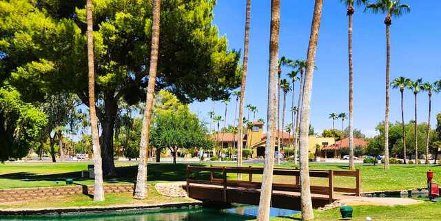 Sun Village Golf Course - photo 2