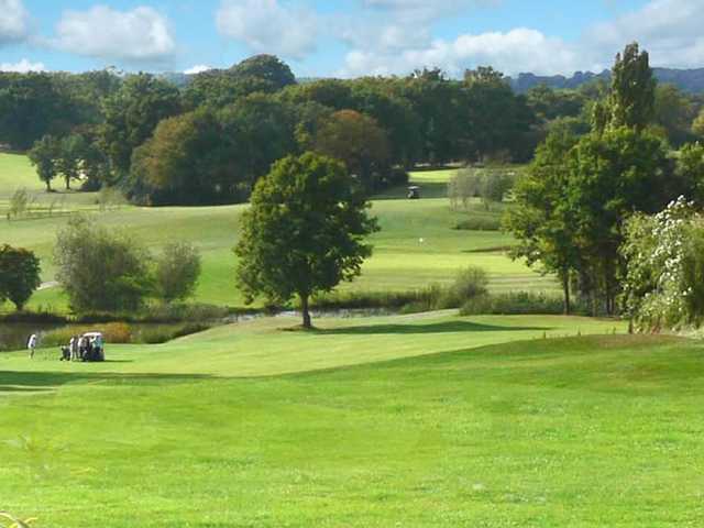 London Beach Golf Club - photo 2