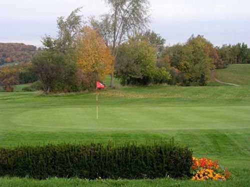 Elm Tree Golf Course - photo 2