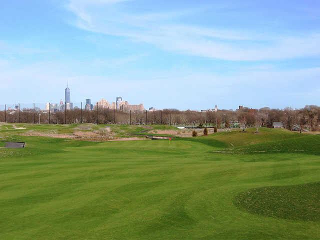 Skyway Golf Course at Lincoln Park West - photo 4
