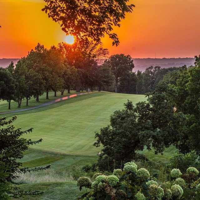 Lake Quivira Country Club - photo 2