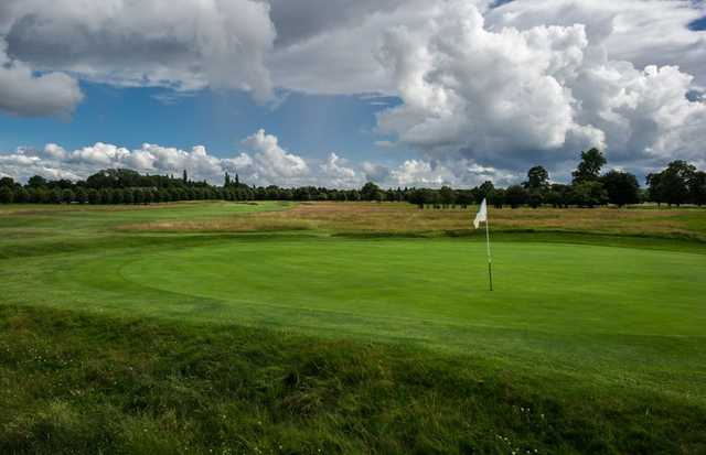 Hampton Court Palace Golf Club - photo 6