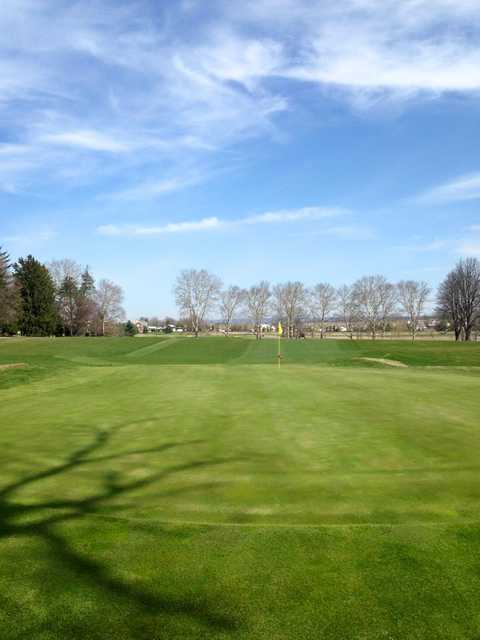 Willow Brook Golf Course - photo 2